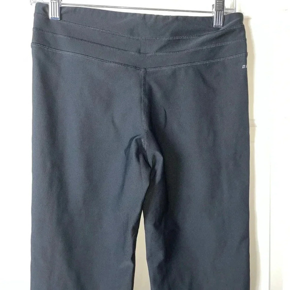 Nike DRI FIT CROPPED LEGGINGS LOGO SIZE SMALL BLACK IN COLOR - Picture 6 of 9